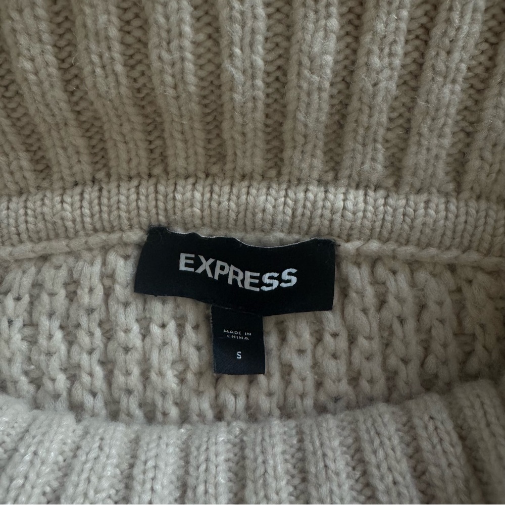 Express Cream Knit Sweater - Picture 3 of 4